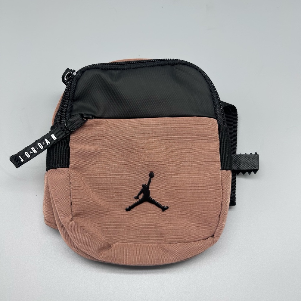 Nike Air Jordan Hip Pack Fanny Belt Bag Waist Crossbody Brown New With Tags